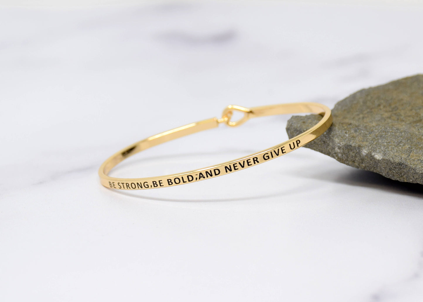 BE STRONG BE BOLD AND NEVER GIVE UP