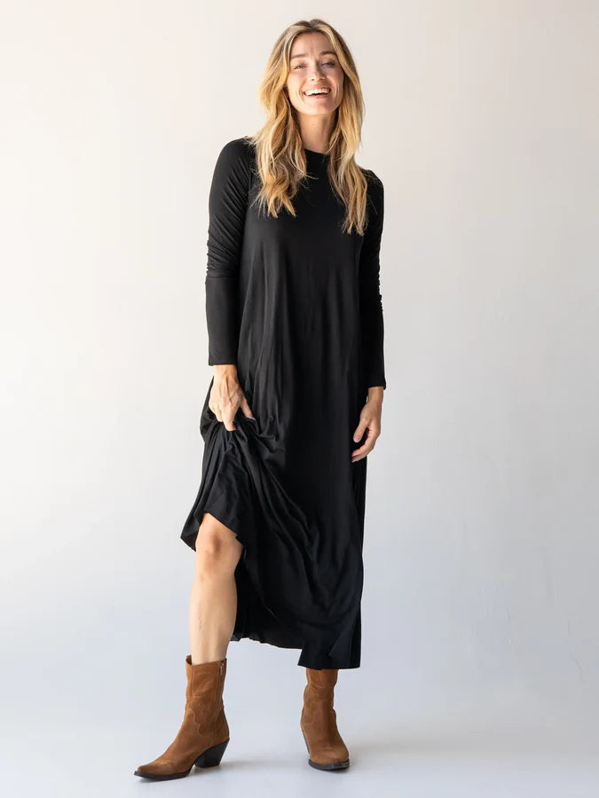 Natural Life Stevie "ButterSoft" Knit Maxi Dress-Black
