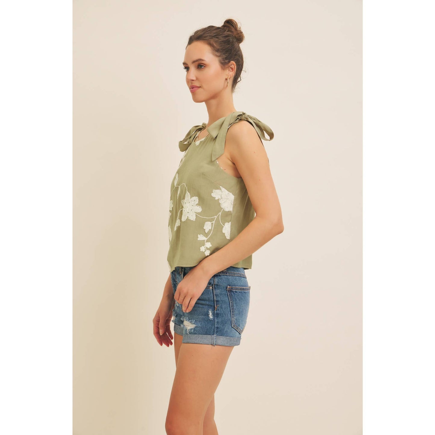 ROMANTIC EMBROIDERY BLOUSE TOP WITH BOW STRAPS