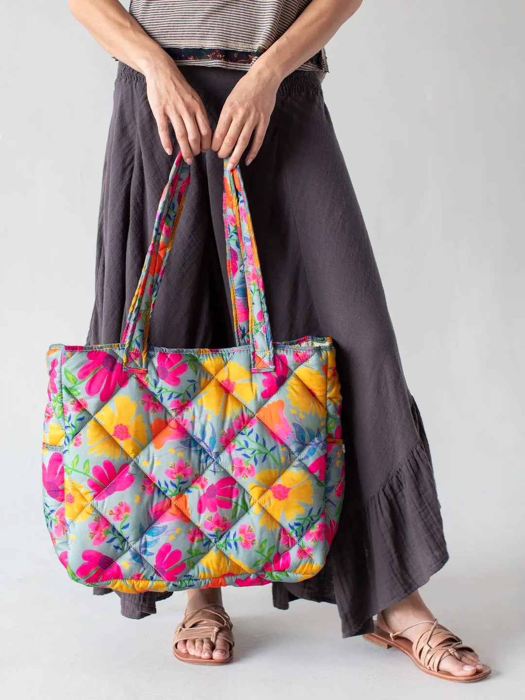 Natural Life Reversible Puffy Tote Bag-Large Dusty Blue Floral