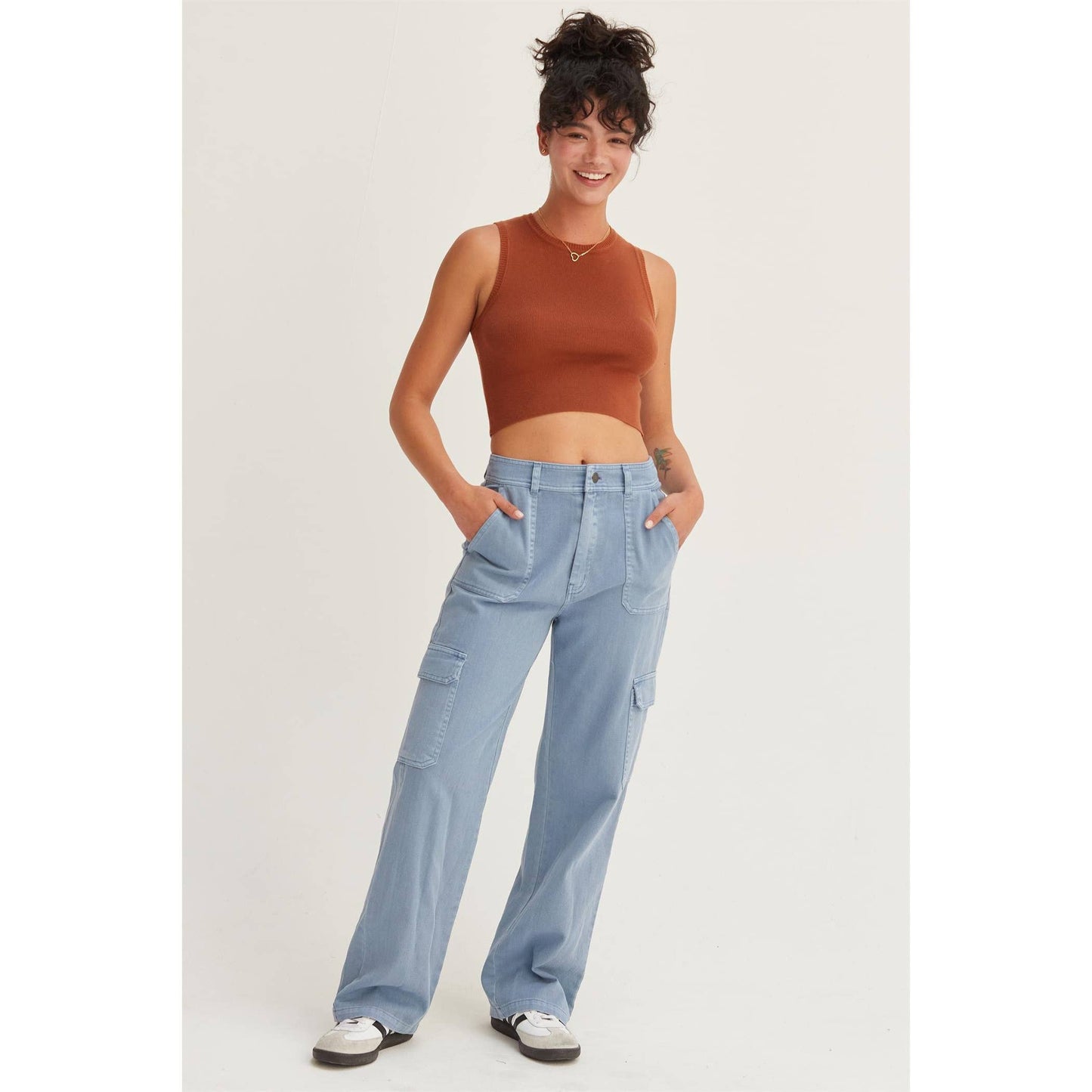 RIBBED KNIT CROPPED TANK TOP