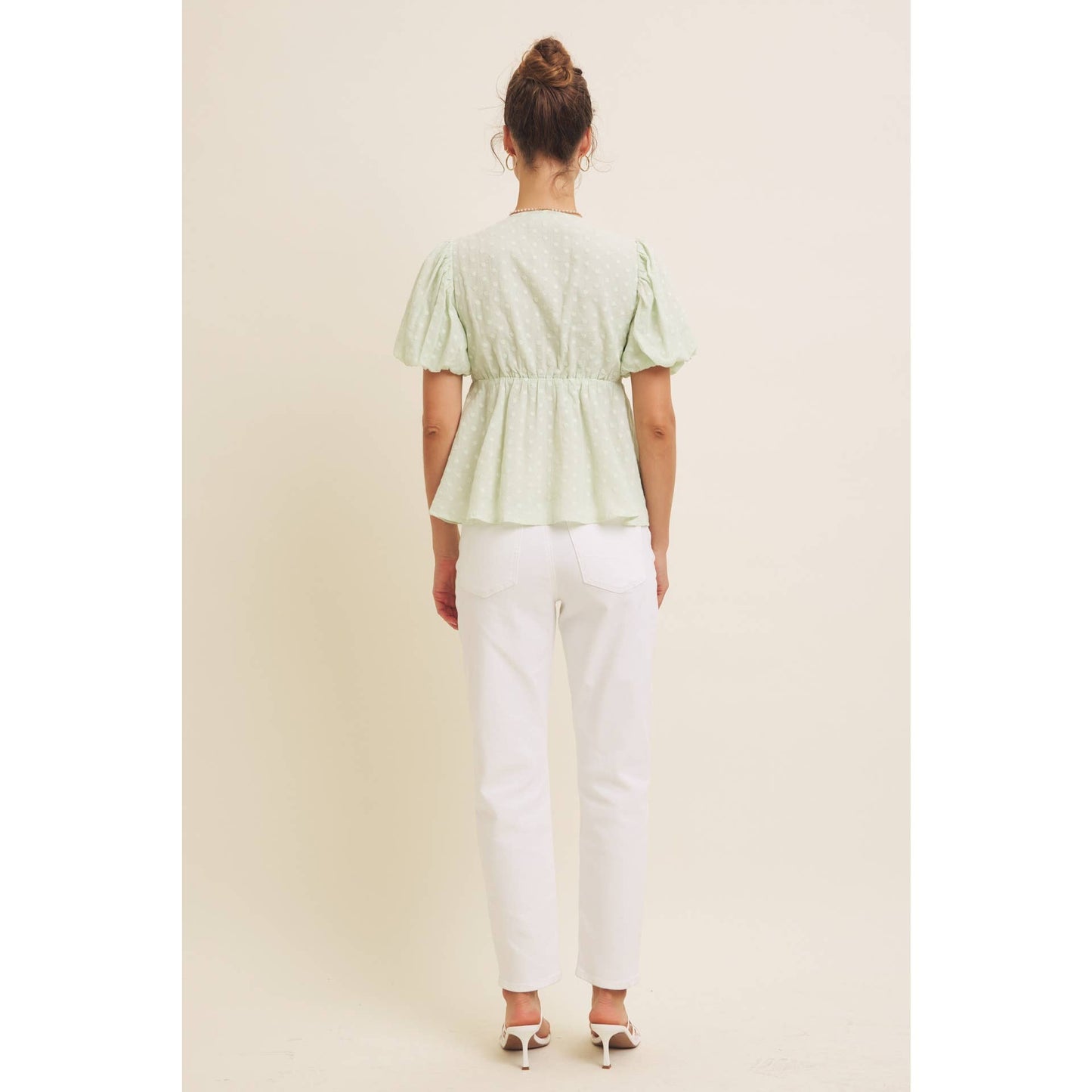 SCALLOP TRIM V-NECK EYELET BLOUSE WITH BUBBLE SLEEVES