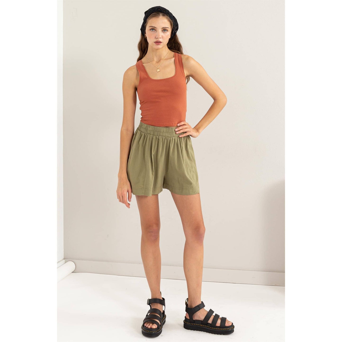 SQUARE NECK CROP TANK TOP