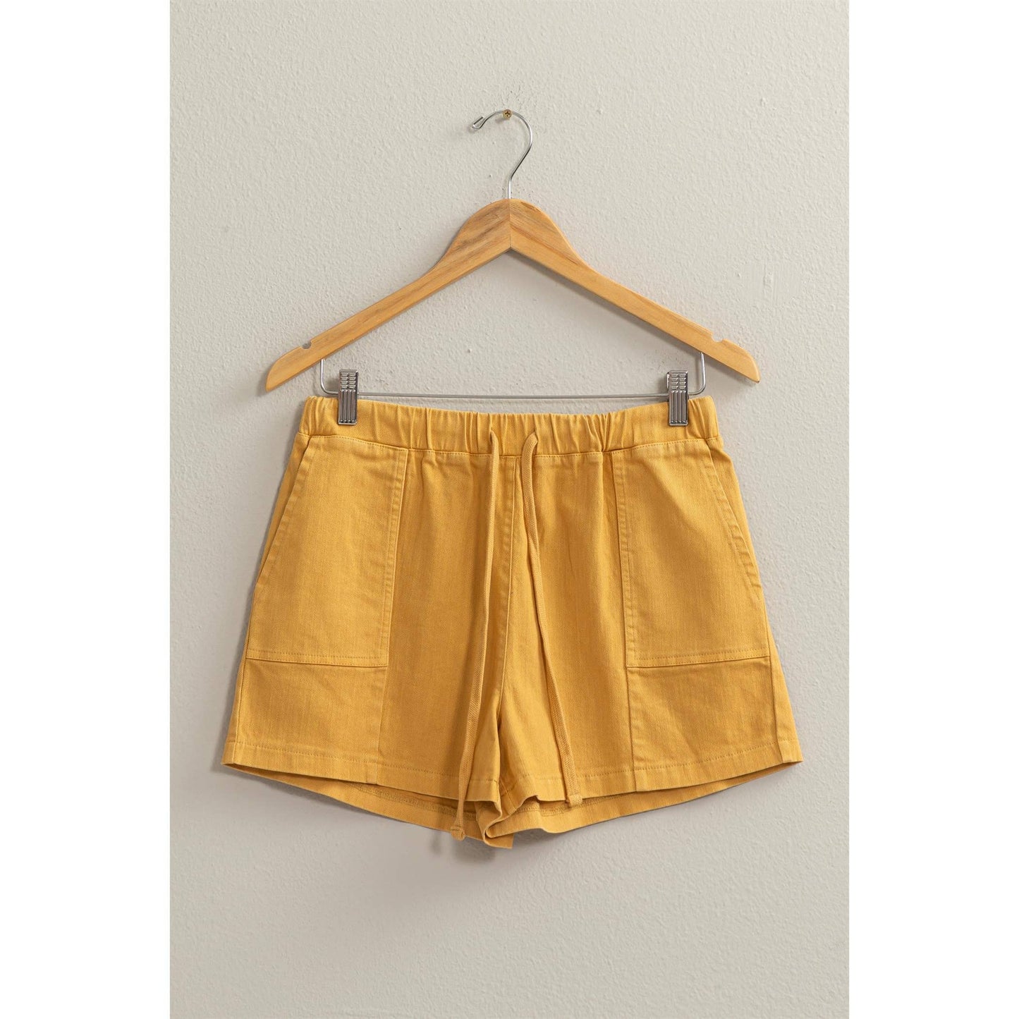 PATCH POCKET DRAWSTRING SHORTS