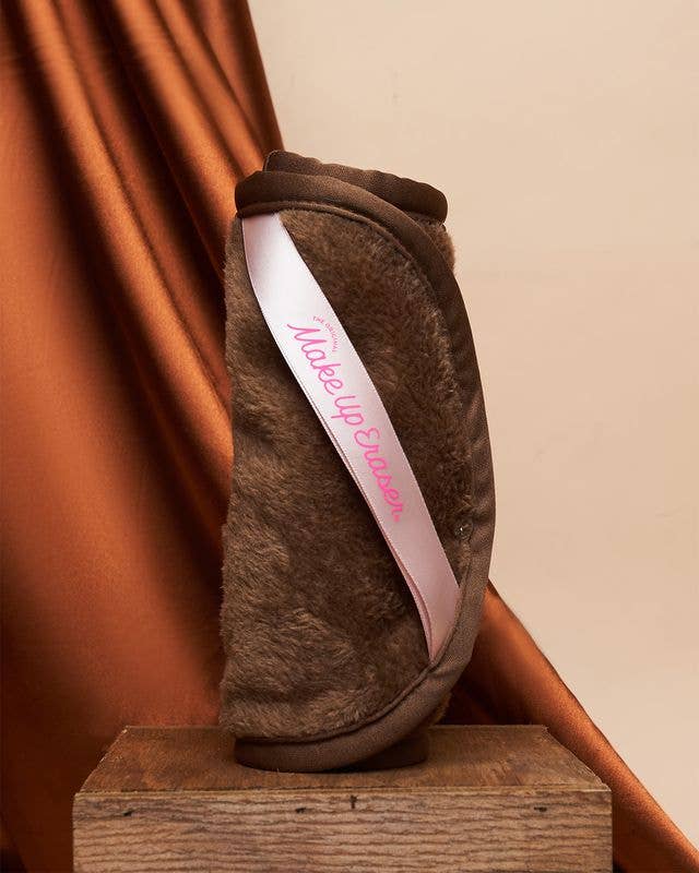 Mocha MakeUp Eraser PRO | The Color of The Year