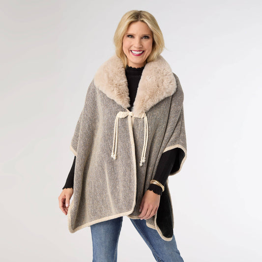 Elva Knotted Pearl Wrap with Faux Fur Trim