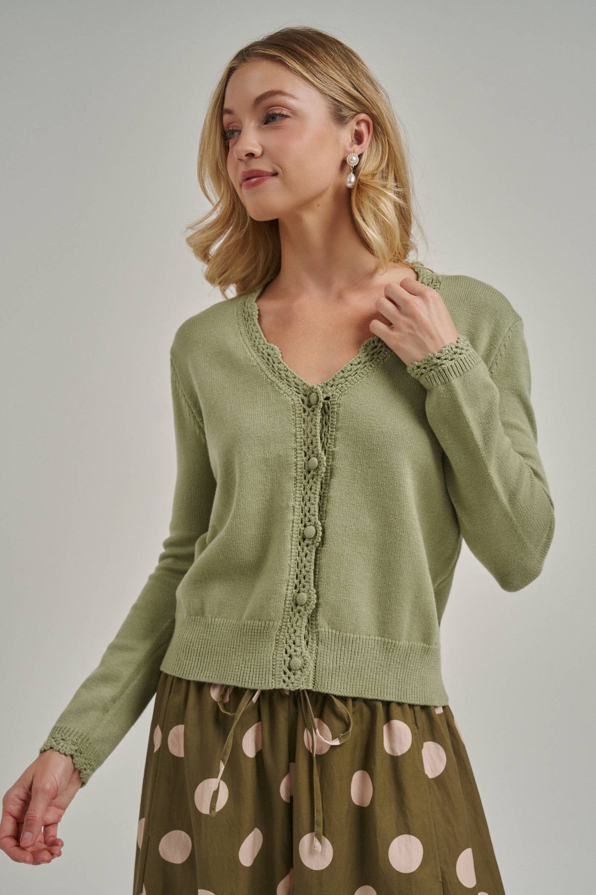 LACE TRIMMED BUTTON FRONT CARDIGAN