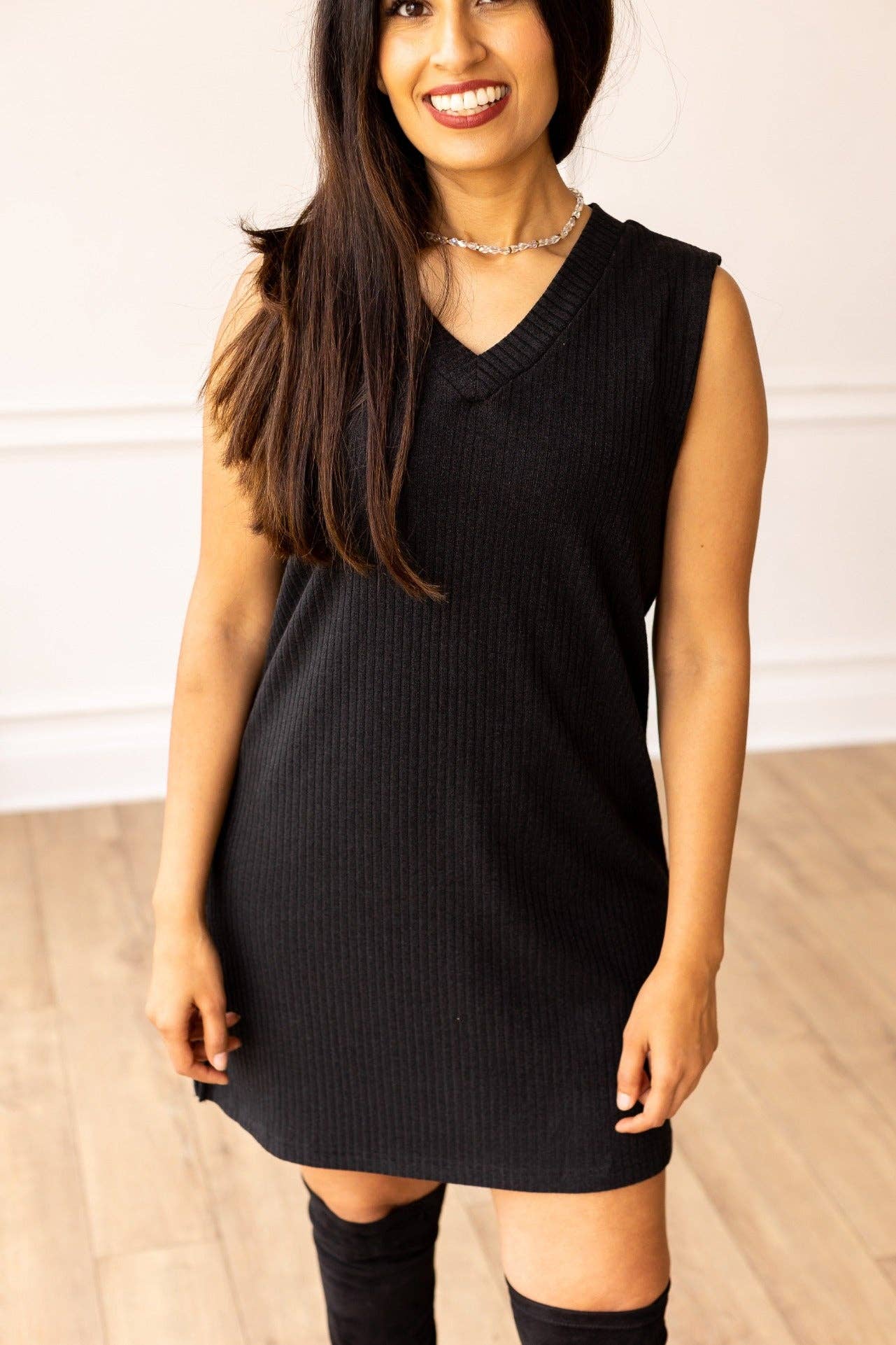 Bare Elegance Black Sleeveless Sweater Dress