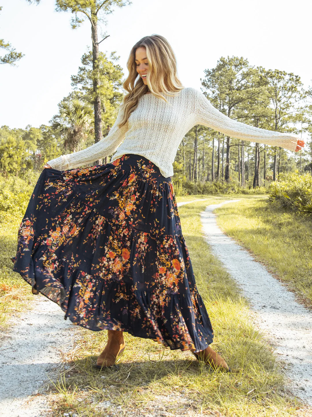 Natural Life Hanna Convertible Maxi Skirt-Navy Red Bouquets