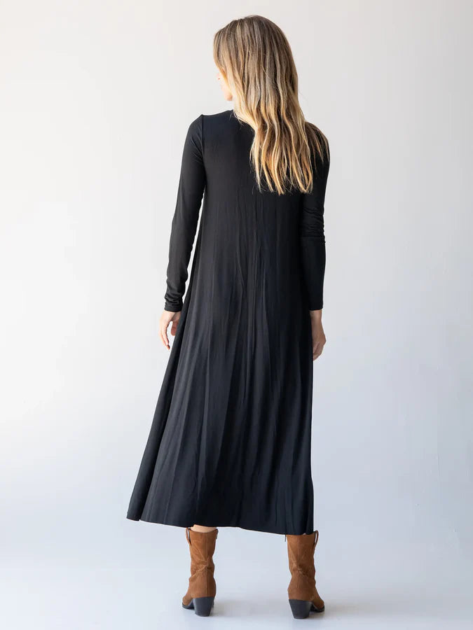 Natural Life Stevie "ButterSoft" Knit Maxi Dress-Black