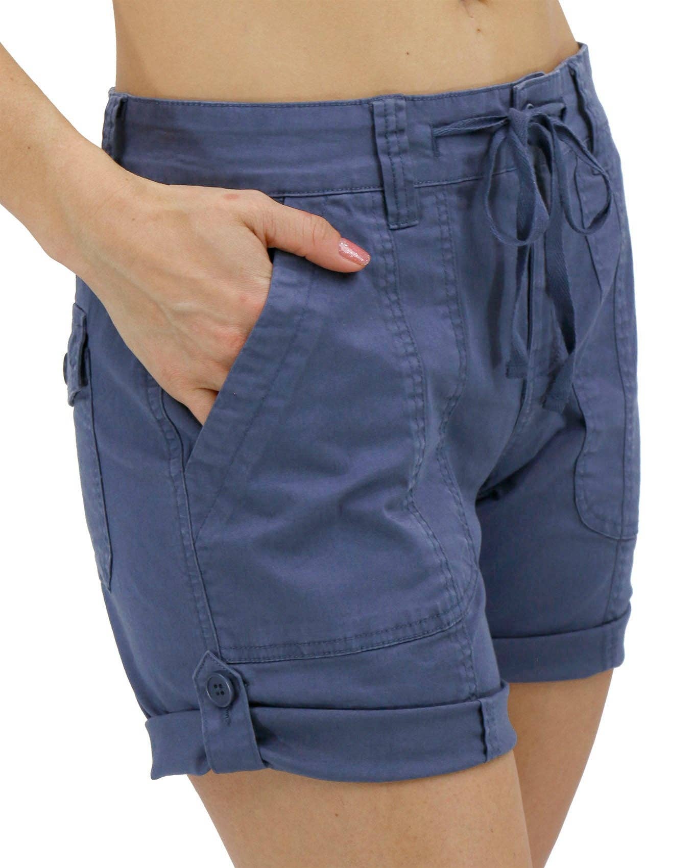 Cargo Shorts in Soft Navy