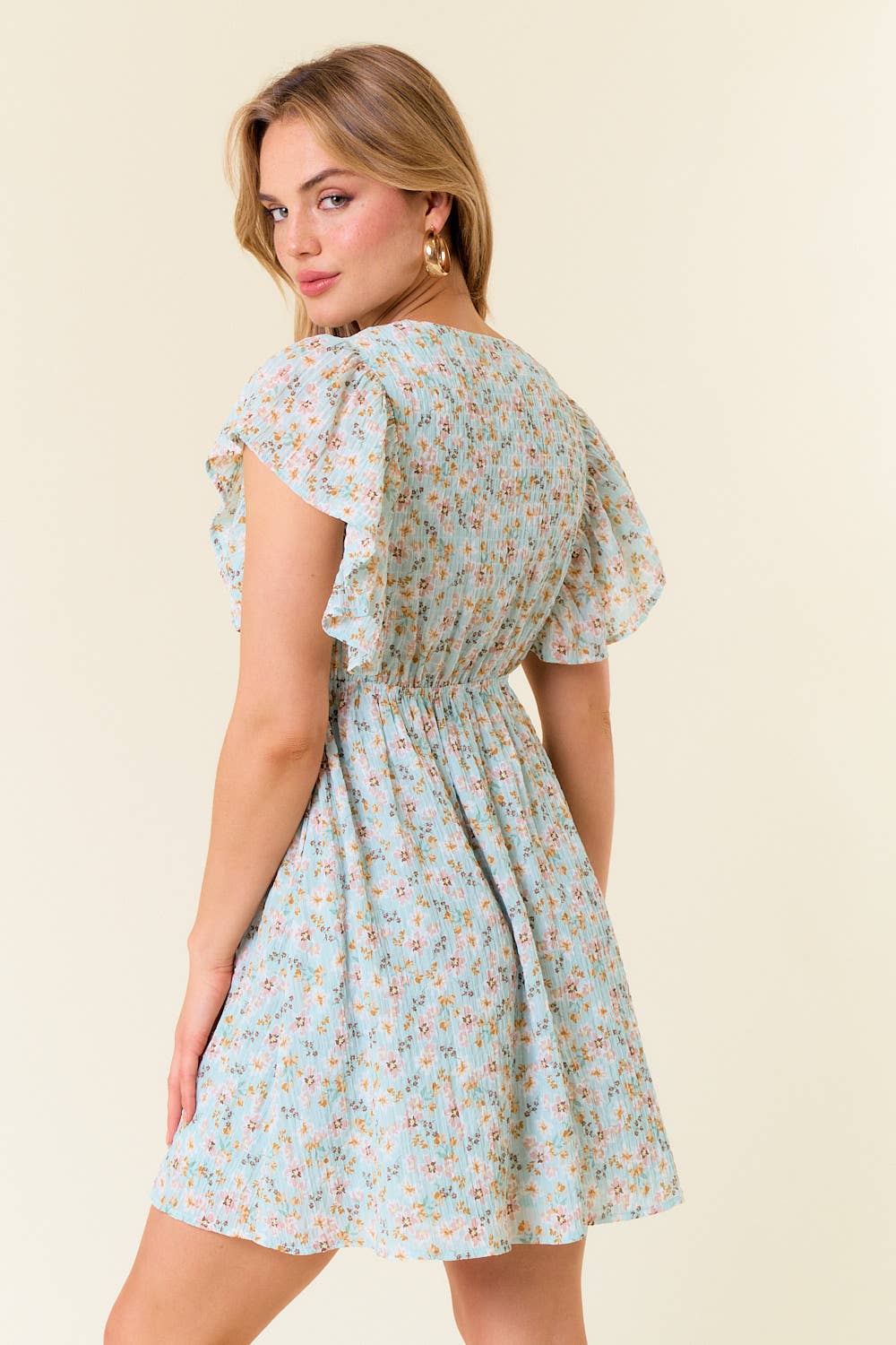 TEXTURED FLORAL V-NECK SLEEVELESS TIE BACK DRESS