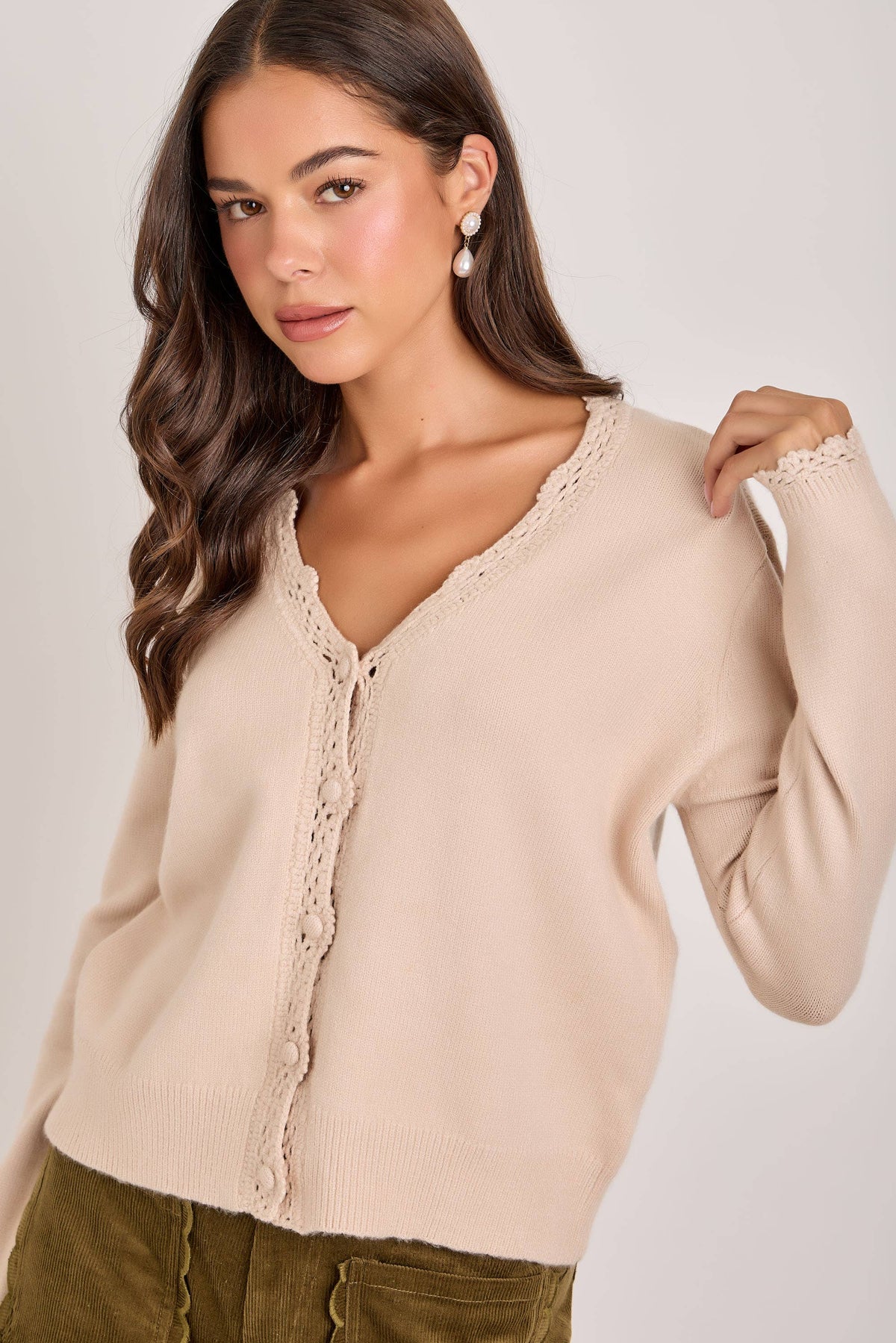 LACE TRIMMED BUTTON FRONT CARDIGAN