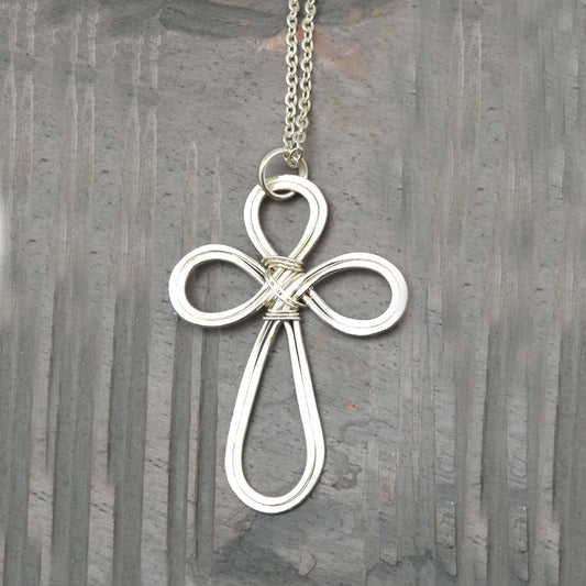 Silver Plated Pendant Necklace - Looped Cross