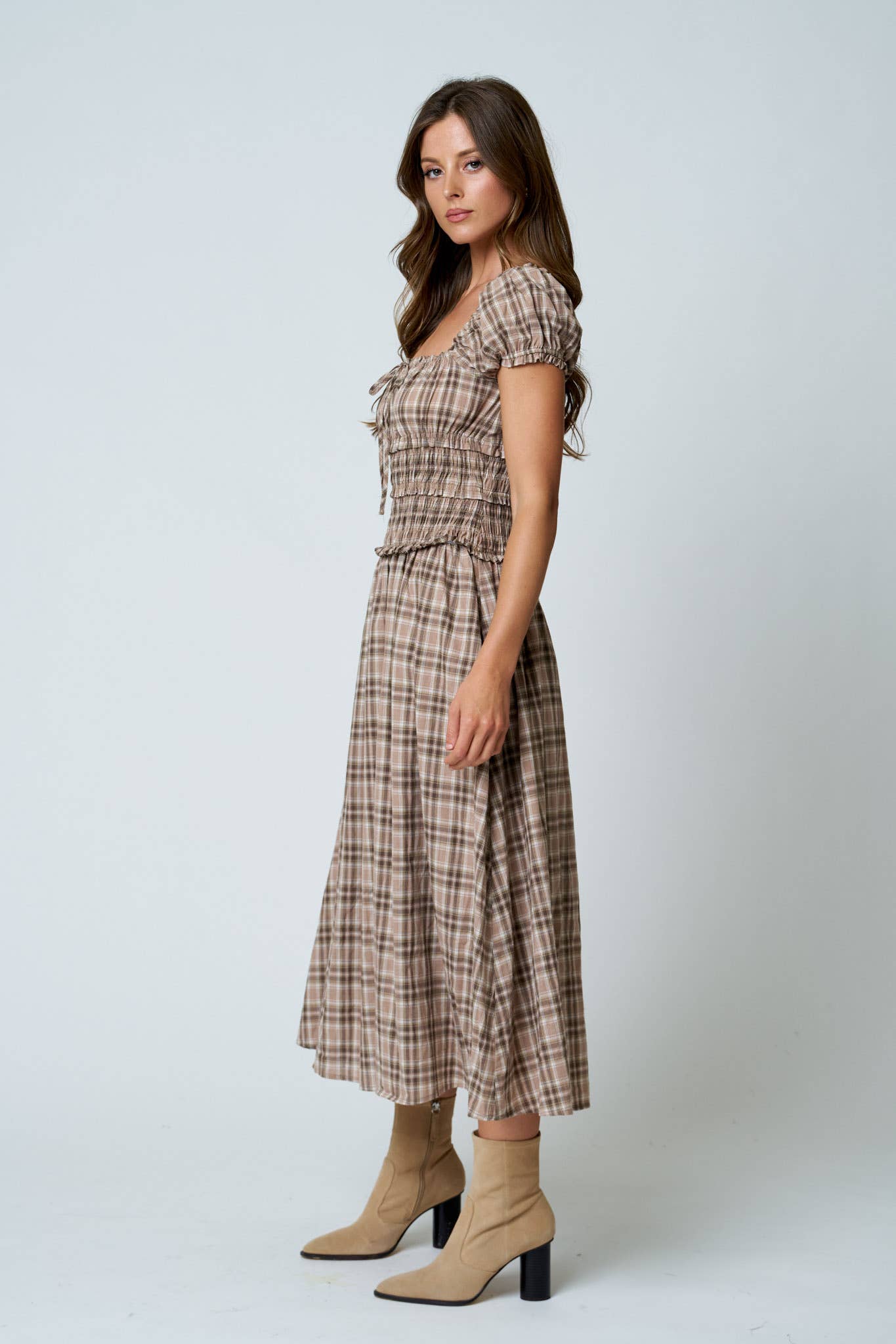 PLAID PUFF SLEEVE RUFFLED SMOCKED WAIST MIDI DRESS