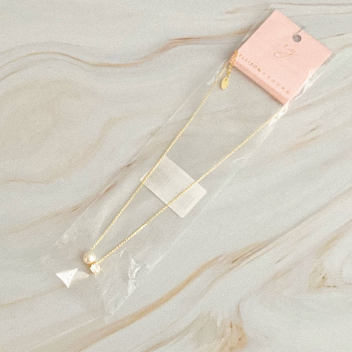 Single Pearl And Diamond Necklace