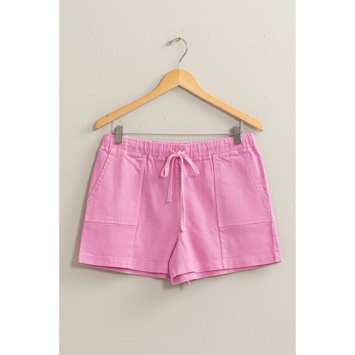 PATCH POCKET DRAWSTRING SHORTS