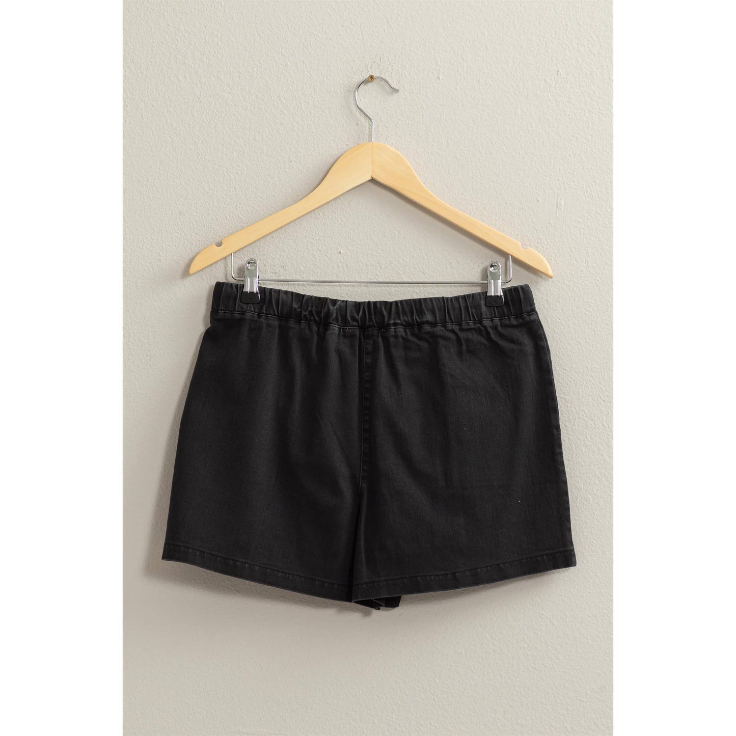 PATCH POCKET DRAWSTRING SHORTS