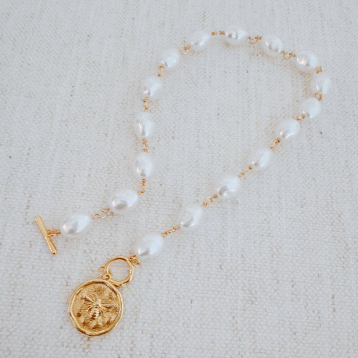 Golden Bee Baroque Necklace
