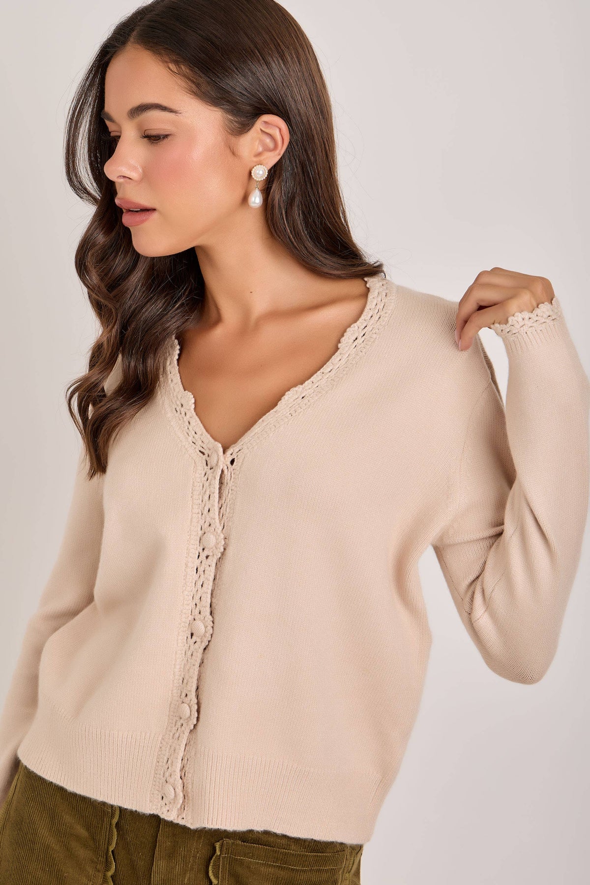LACE TRIMMED BUTTON FRONT CARDIGAN