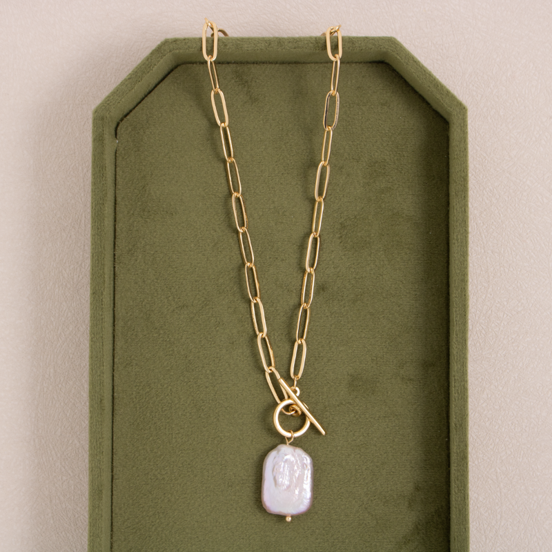 Baroque Pearl Toggle Necklace