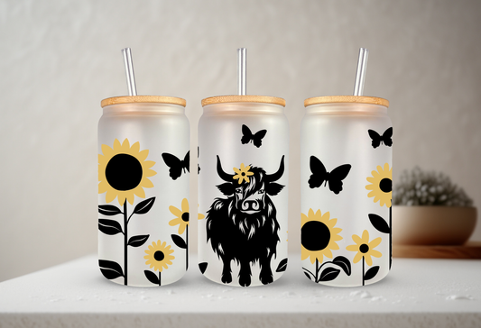 Highland Cow & Sunflowers | 20 oz Glass Libbey, Lid & Straw