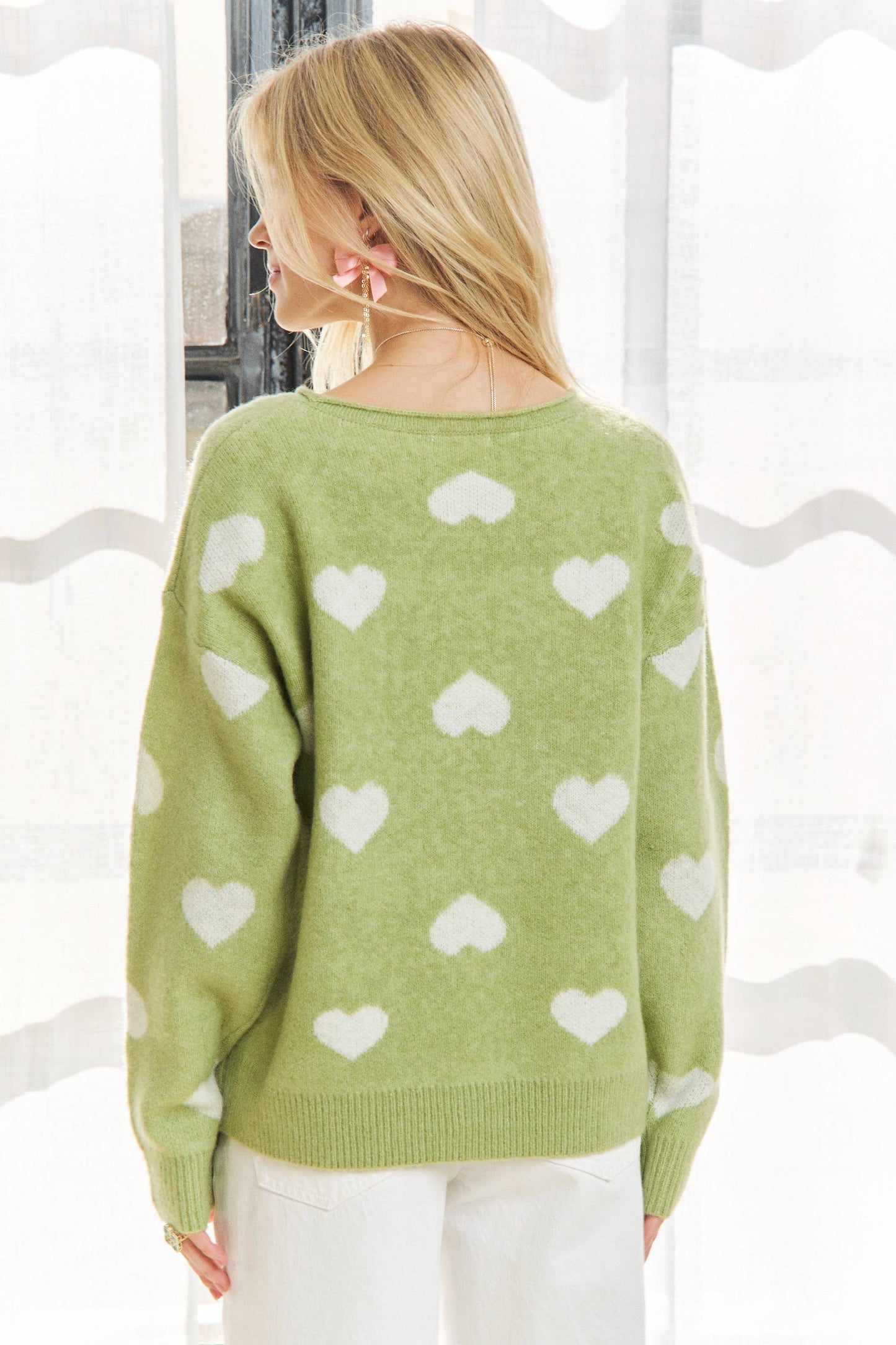 LONG SLEEVE HEART PRINT KNIT SWEATER TOP