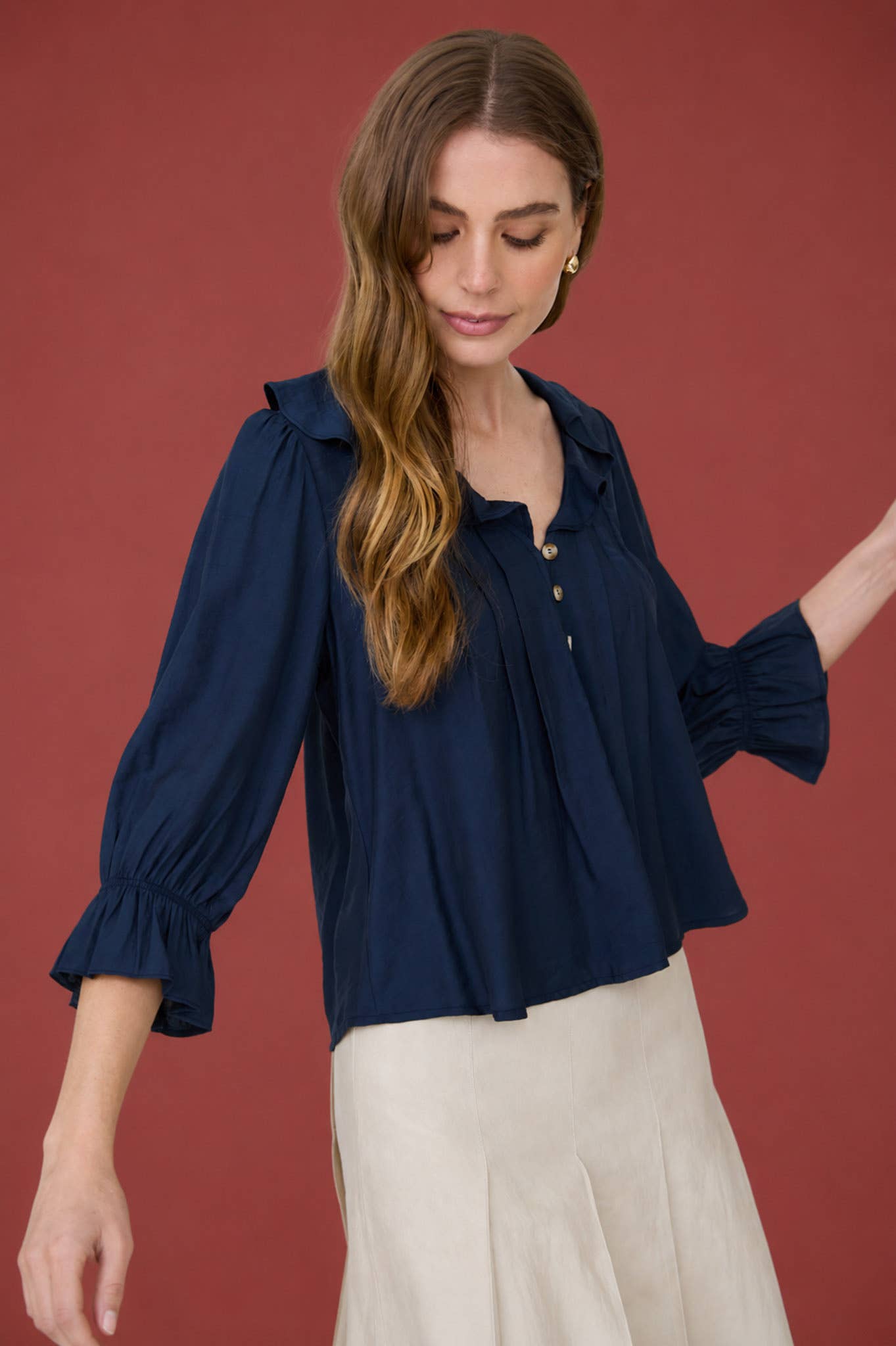 RUFFLED V NECK BUTTON DOWN 3/4 SLEEVE BLOUSE