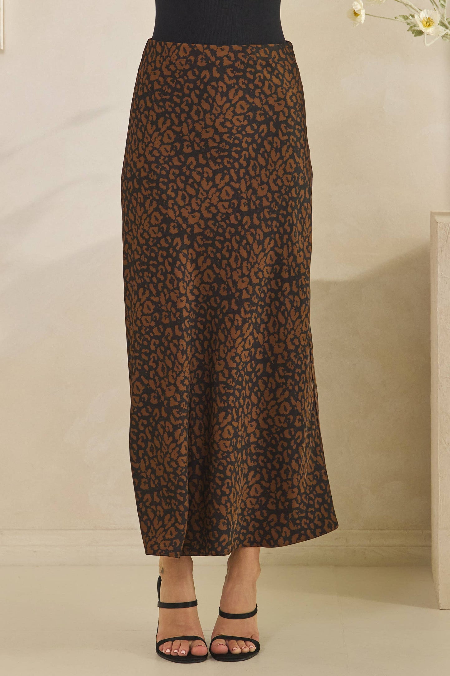 LEOPARD SATIN SKIRT