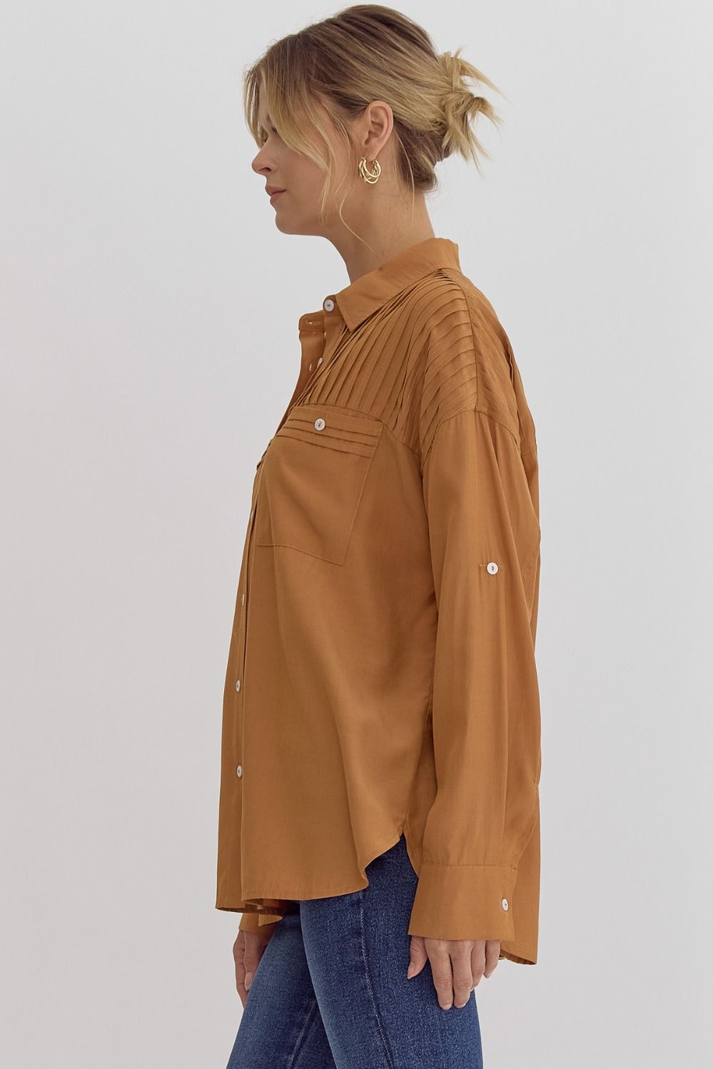 Entro Solid Button-Up Long Sleeve Top
