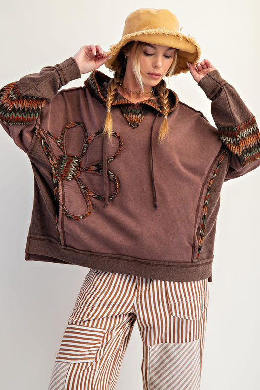 EASEL DAISY PATCH WASHED TERRY HOODIE PULLOVER